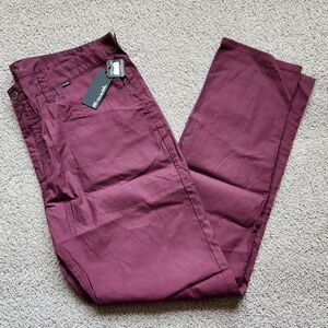 NWT Travis Mathew Burgundy Trifecta Golf Pants, Size 40x34